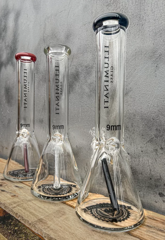 Illuminati Glass 9MM Beaker Waterpipe - Image 3